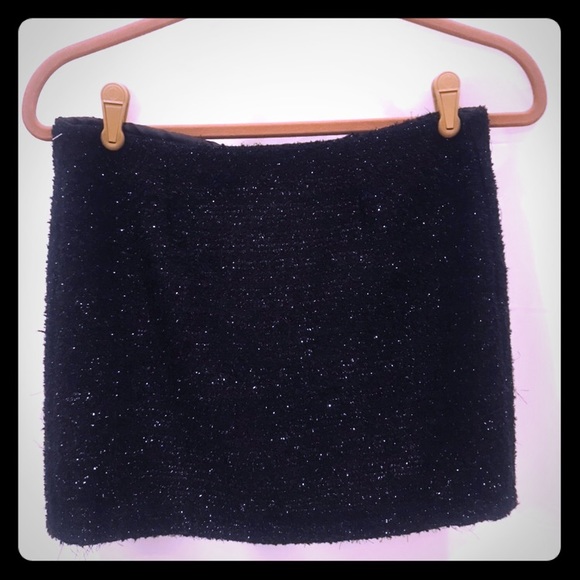 Forever 21 Dresses & Skirts - Forever 21 Black Sparkly Skirt